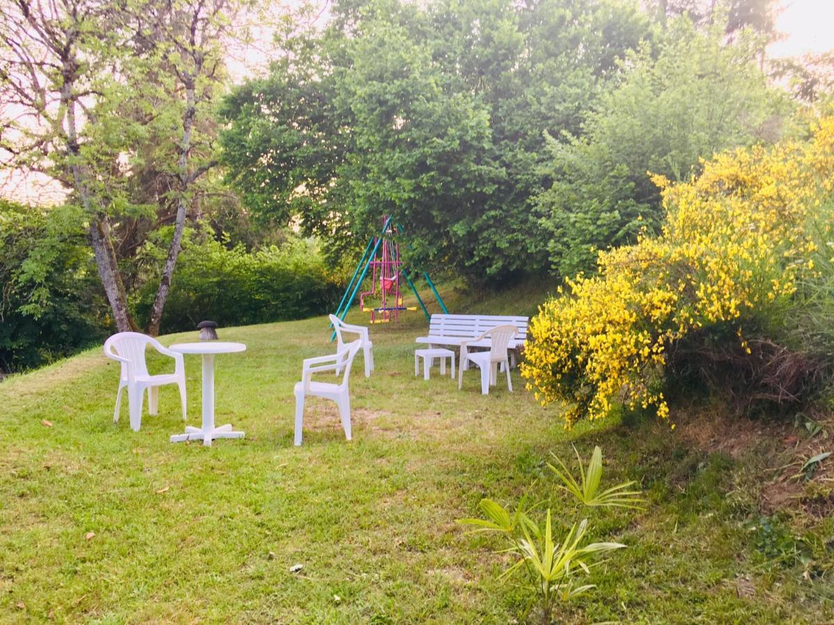 Bed and Breakfast Au Vieux Logis 63 Saint-Rémy-sur-Durolle Exteriér fotografie